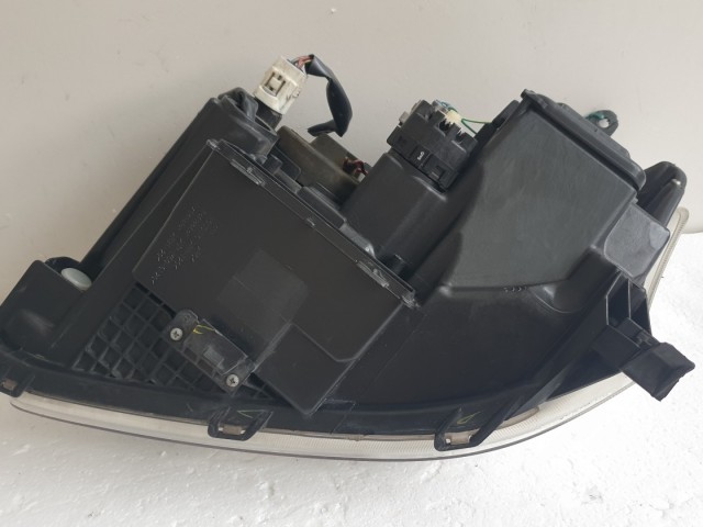 512570 Toyota Avensis T25, 2005, Projektoros Jobb Fényszóró, Lámpa.