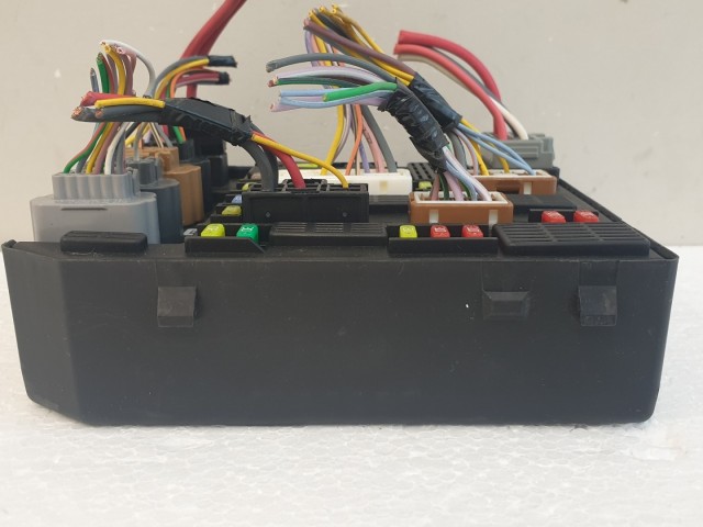 512572 Renault Megane 3, Biztosíték Tábla, 284B62342R. USM. 