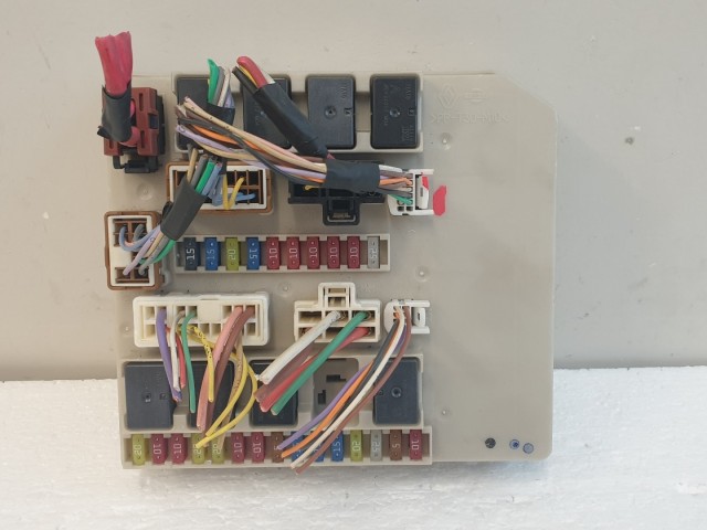 512573 Renault Modus 2005, Külső Biztosíték Tábla, 233293D.