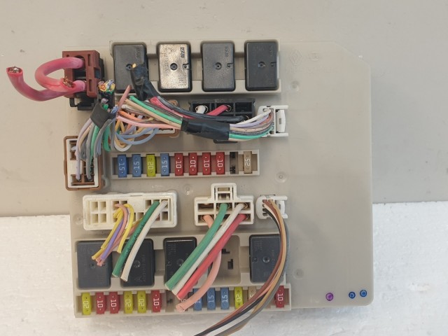 512574 Renault Modus 2008, Külső Biztosíték Tábla, 233293F.