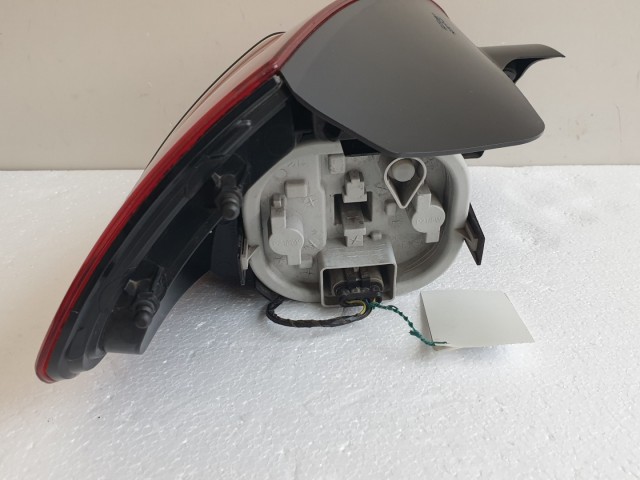 512581 Fiat Bravo 2, 2008, Jobb Hátsó Lámpa, 51757542.