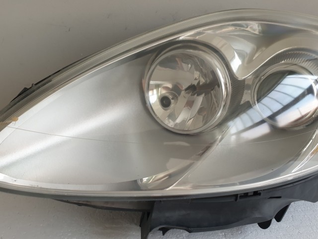 512584 Fiat Bravo 2, 2008, Bal Első Projektoros Lámpa, Fényszóró, 51757538.