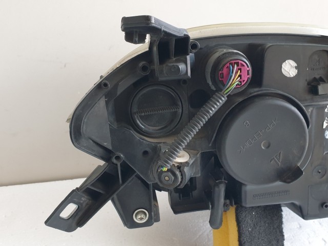 512584 Fiat Bravo 2, 2008, Bal Első Projektoros Lámpa, Fényszóró, 51757538.