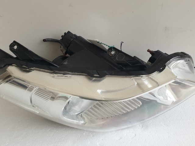 512585 Suzuki SX4, 2008,  Jobb Első Lámpa Fényszóró. 10059135.