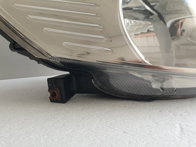 512585 Suzuki SX4, 2008,  Jobb Első Lámpa Fényszóró. 10059135.