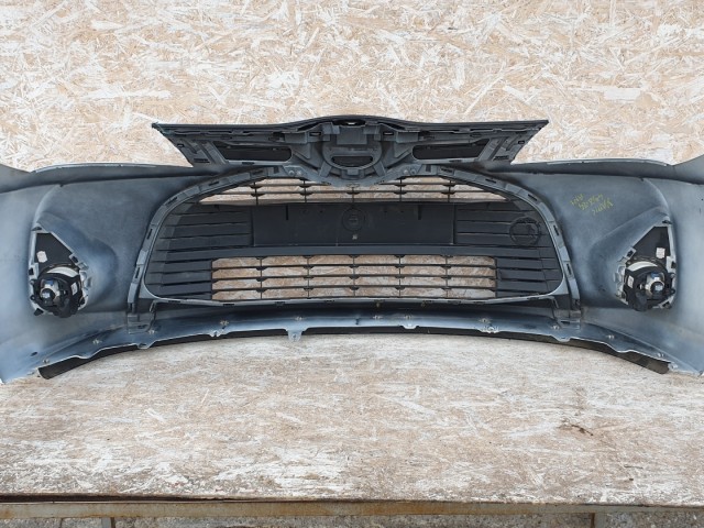 512591 Toyota Yaris 2015, Ködlámpás Első Lökhárító, 521190D660.