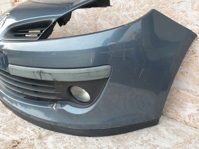 512593 Renault Clio 3, 2008, Ködlámpás Lökhárító, 185 ös, 8200402106.