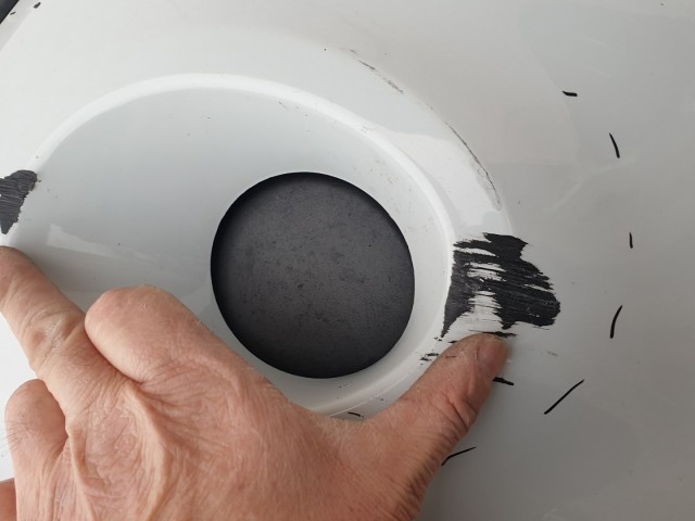 512596 Renault Clio 3, 2011, Első Lökhárító, 185 ös, 8200799930.