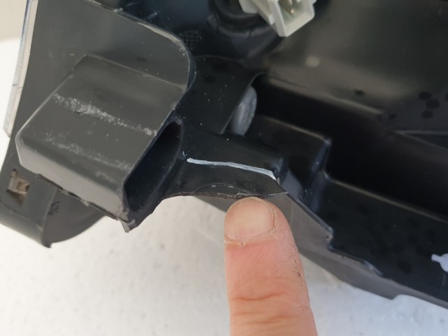 512600 Toyota Auris 2012, Jobb Projektoros Lámpa, Fényszóró. 81110-02A90.