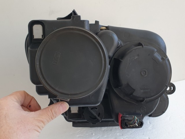 512603 Lancia Phedra 2010, Bal Első Xenon Lámpa, Fényszóró. 89006367.