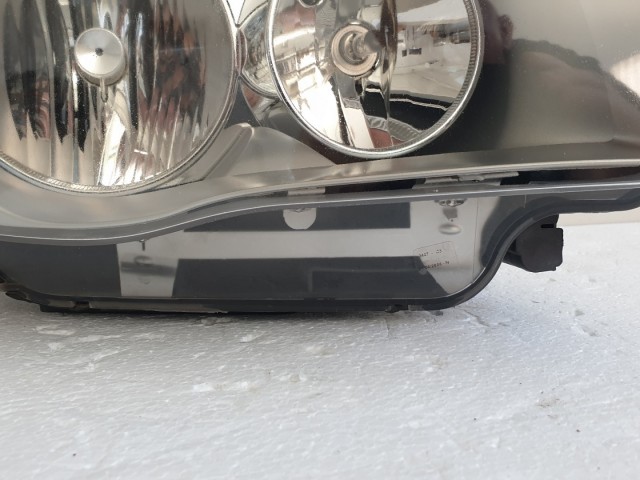 512605 Bmw 1 es, 2006, Jobb Első Lámpa Fényszóró, 6924486