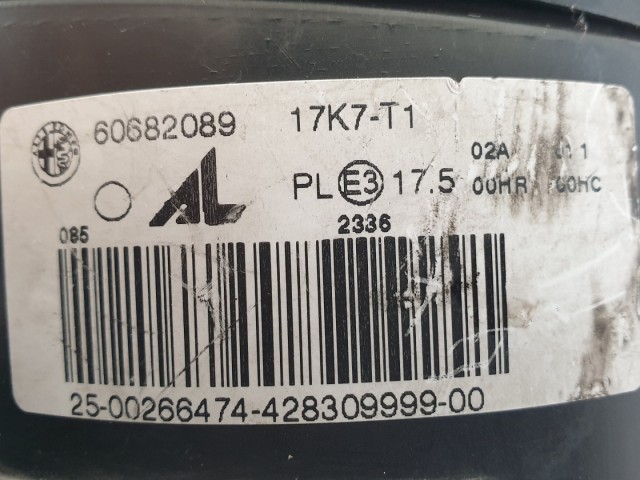 512607 Alfa Romeo 159, 2007, Bal Projektoros Lámpa, Fényszóró. 60682089.