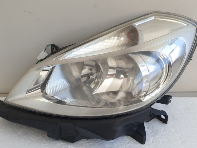 512611 Renault Clio 3, 2007, Bal Első Lámpa, Fényszóró. 8200459824.