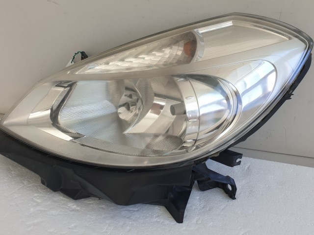 512611 Renault Clio 3, 2007, Bal Első Lámpa, Fényszóró. 8200459824.