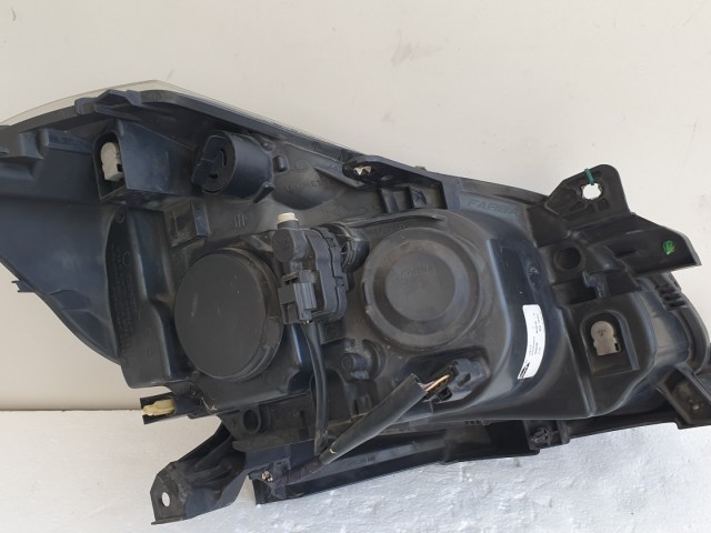 512611 Renault Clio 3, 2007, Bal Első Lámpa, Fényszóró. 8200459824.