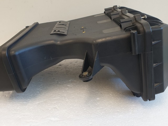 512613 Fiat Bravo 2, Stilo, Grande, 16 Szelepes Légszűrőház, 55186451.