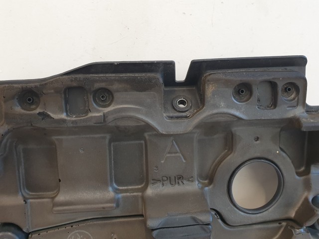 512614 Toyota Avensis 2005, Diesel, Felső Motorburkolat.