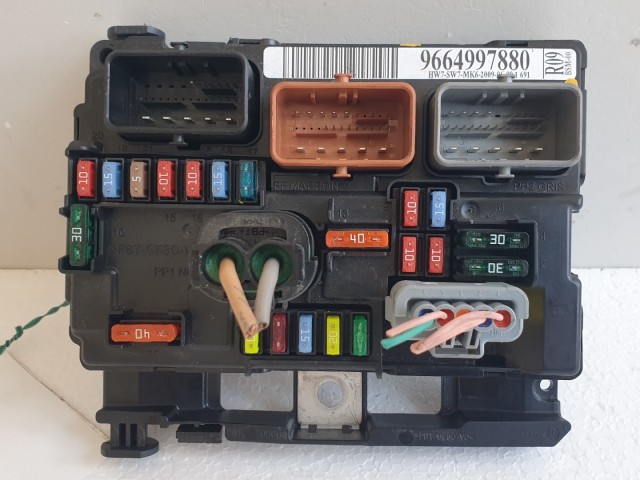 512456 Peugeot 207, 2009, Biztosítéktábla, Bsm 00, R09. Valeo. 9664997880.