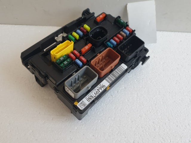 512456 Peugeot 207, 2009, Biztosítéktábla, Bsm 00, R09. Valeo. 9664997880.