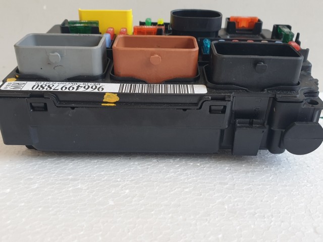 512456 Peugeot 207, 2009, Biztosítéktábla, Bsm 00, R09. Valeo. 9664997880.