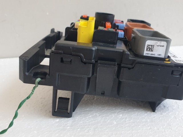 512458 Peugeot 207, Biztosítéktábla, 9667199780, R09, Bsm 00. Valeo.