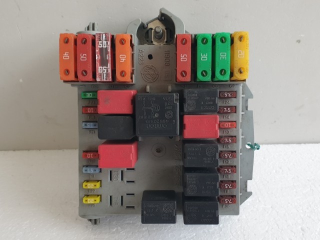 512461 Fiat Bravo 2, 2007, Külső Biztosítéktábla, 51775688.