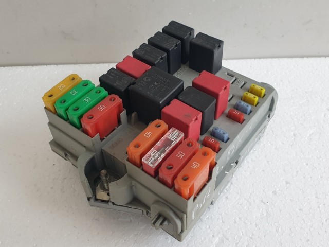 512461 Fiat Bravo 2, 2007, Külső Biztosítéktábla, 51775688.