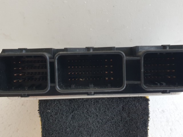 512467 Peugeot 207, Motorvezérlő,  0281013868, 9663755480, Bosch.