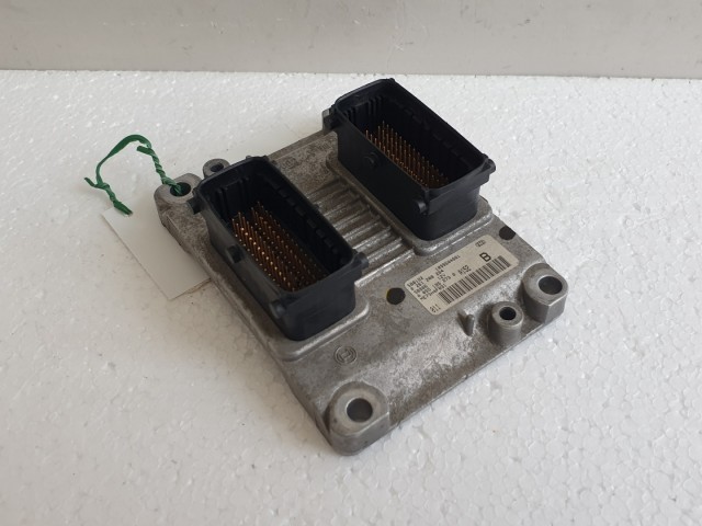 512472 Fiat Stilo 2005, Benzin, Motorvezérlő, Ecu, 0261208204.