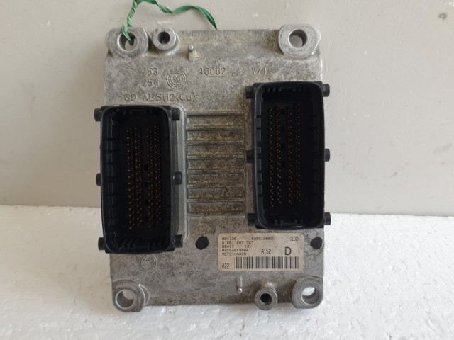 512475 Alfa Romeo 147, 1.6, Benzin, Motorvezérlő, 552049900, 0261207727.