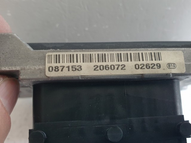 512476 Opel Corsa C 2007, Motorvezérlő, 09115111, 0261206072.