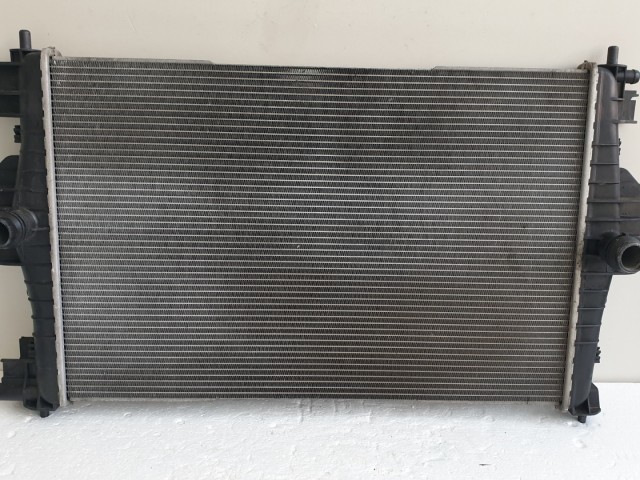 512490 Citroen DS4, 2011, Diesel Vízhűtő, 9673947280, Hűtő, Delphi.