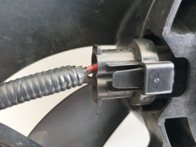 512493 Nissan Qashqai 2013, Hűtőventilátor, Kompletten.