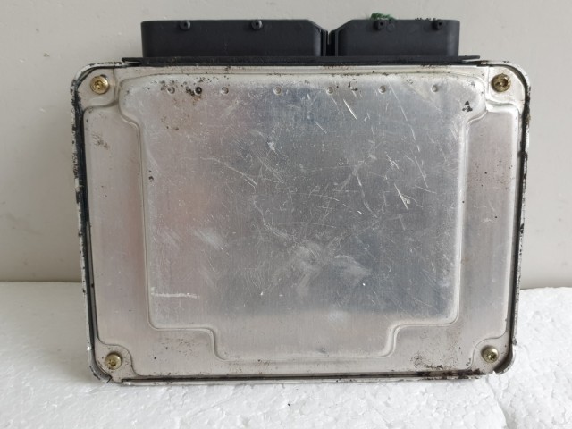 512346 Audi A4, 2003, Motorvezérlő, 038906019AN, 0281010094, Ecu, 