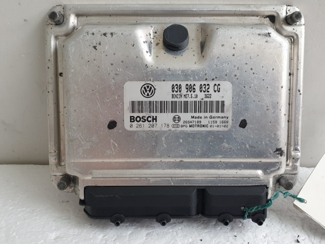 512347 VW Polo 2001, Benzin, Motorvezérlő, 030906032CG, 0261207178.