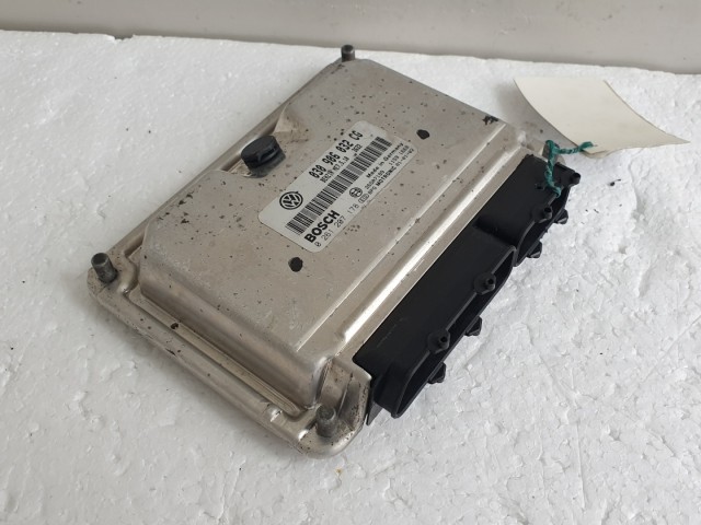 512347 VW Polo 2001, Benzin, Motorvezérlő, 030906032CG, 0261207178.