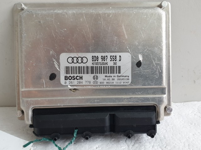 512350 Audi A4 1.8 Turbó, Motorvezérlő, 8D0907558D, 0261204778, Ecu.