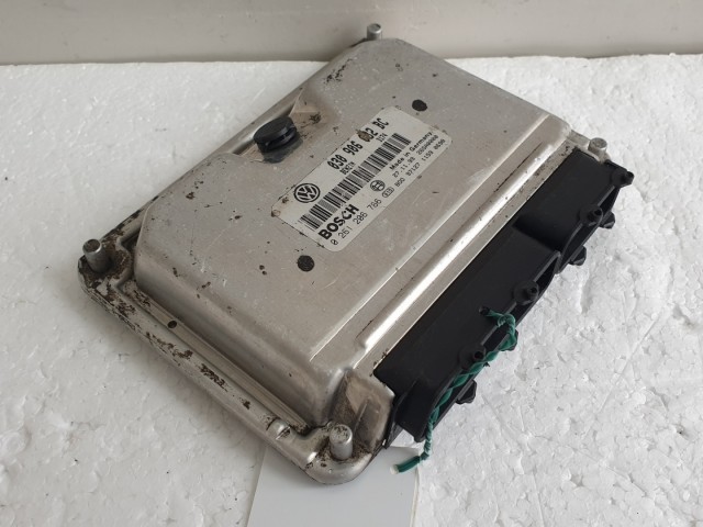 512351 VW Polo 1999, Motorvezérlő, 030906032BC, 0261206766, Ecu.