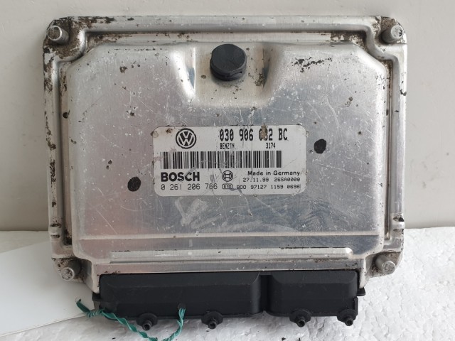 512351 VW Polo 1999, Motorvezérlő, 030906032BC, 0261206766, Ecu.