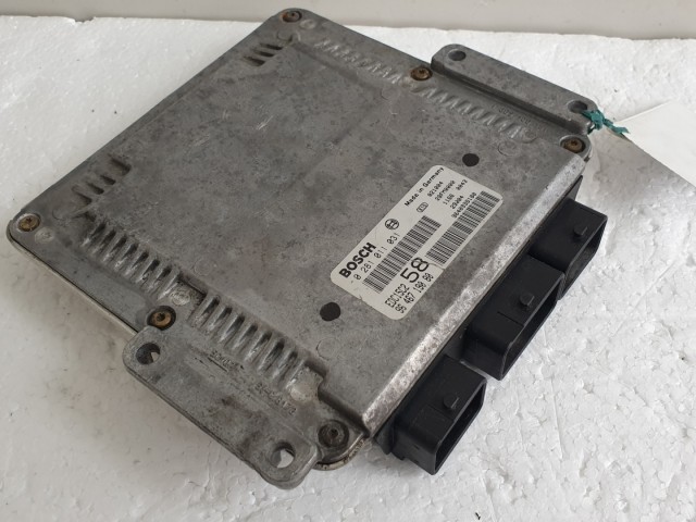 512358 Fiat Ulysse, Jtd, Motorvezérlő, 9646719080, 0281011031, Ecu.
