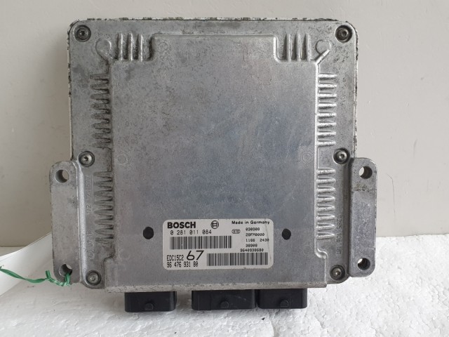 512359 Citroen Xsara Picasso, Motorvezérlő, 9647693180, 0281011084.
