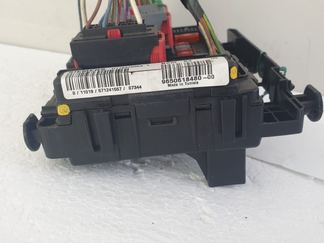 512531 Citroen Xsara,  Biztosítéktábla, 9650618480, BSM B3,  Siemens.