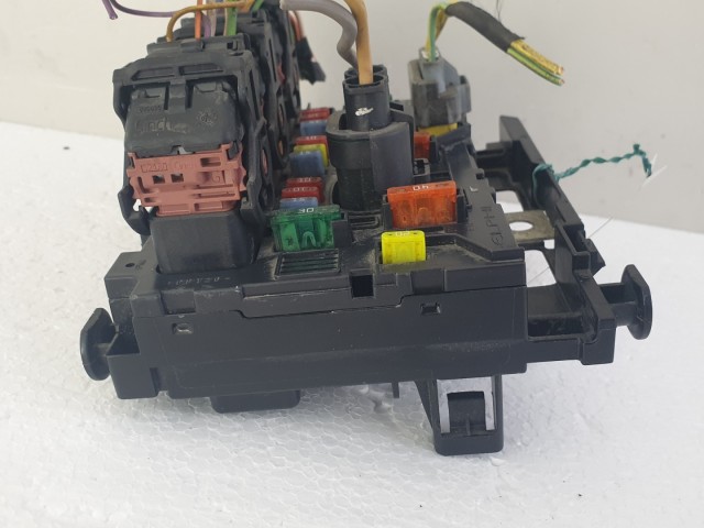 512532 Citroen C2, Külső Biztosítéktábla, 9659741880. BSM L04. Delphi.