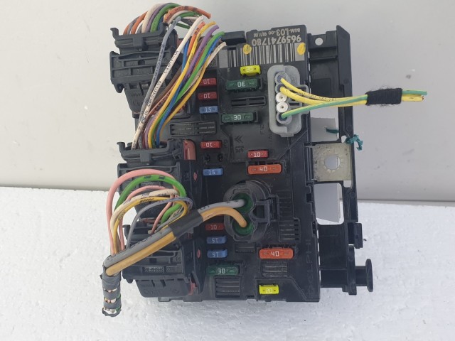 512533 Citroen C2, Külső Biztosítéktábla, 9659741780. BSM L03. Delphi.