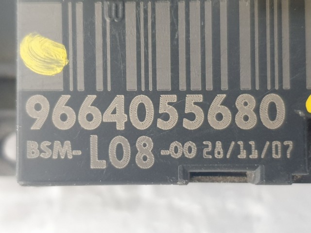 512534 Citroen C4 Picasso, Biztosítéktábla, 9664055680, BSM L08. Delphi.