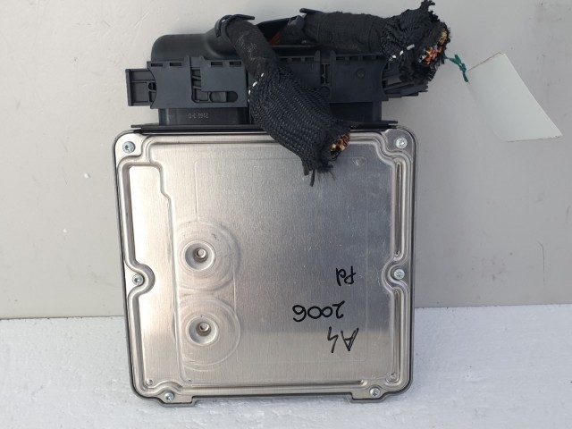 512539 Audi A4 2006, Motorvezérlő, 03G906016KP, 0281013292, Bosch.