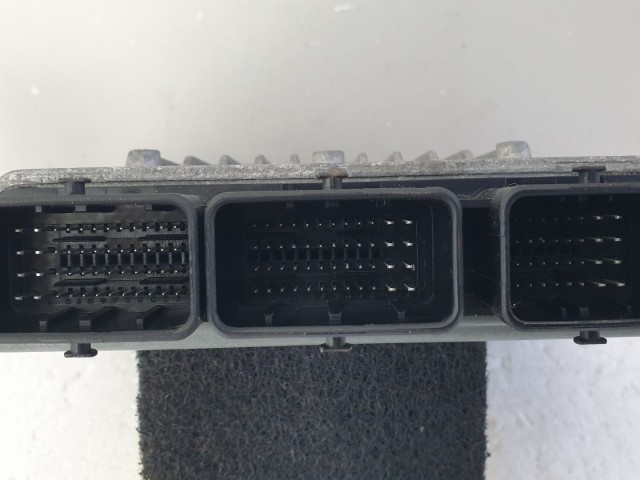 512541 Citroen C4 Picasso Motorvezérlő, SW9665100380, 5WS40615C-T, Siemens.