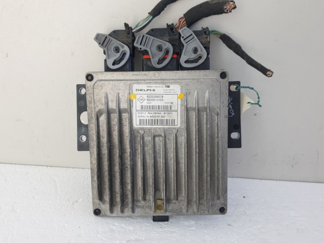 512543 Renault Modus, Motorvezérlő, 8200513163, 8200399038, Delphi.