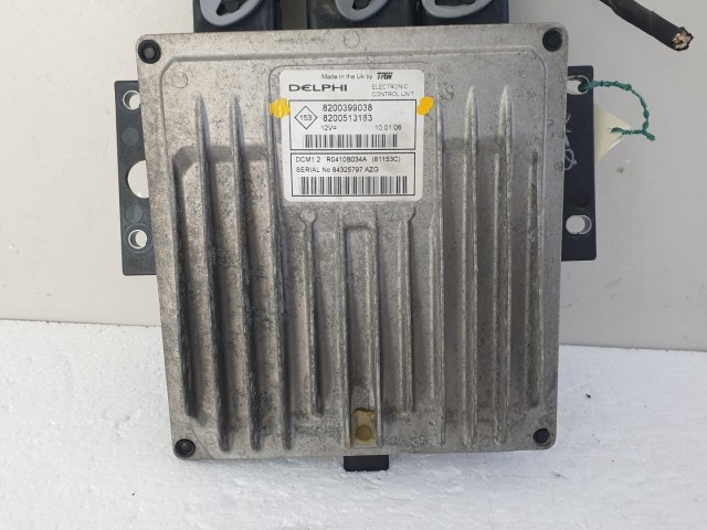 512543 Renault Modus, Motorvezérlő, 8200513163, 8200399038, Delphi.