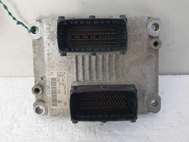 512545 Fiat Idea 2006, Benzin, Motorvezérlő, 0261208205, Ecu.